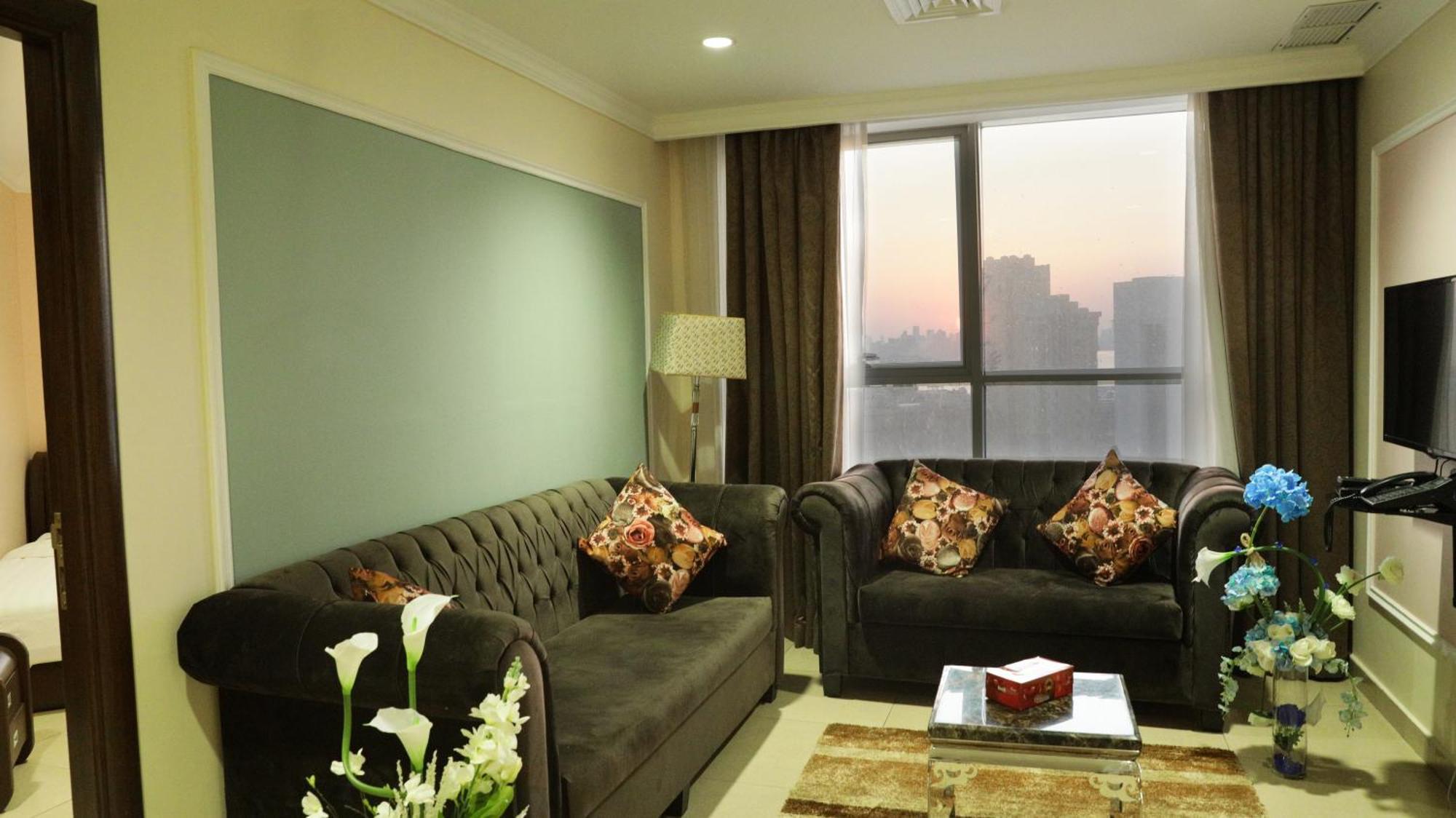 Laguna Hotel Suites Kuwait City Bagian luar foto