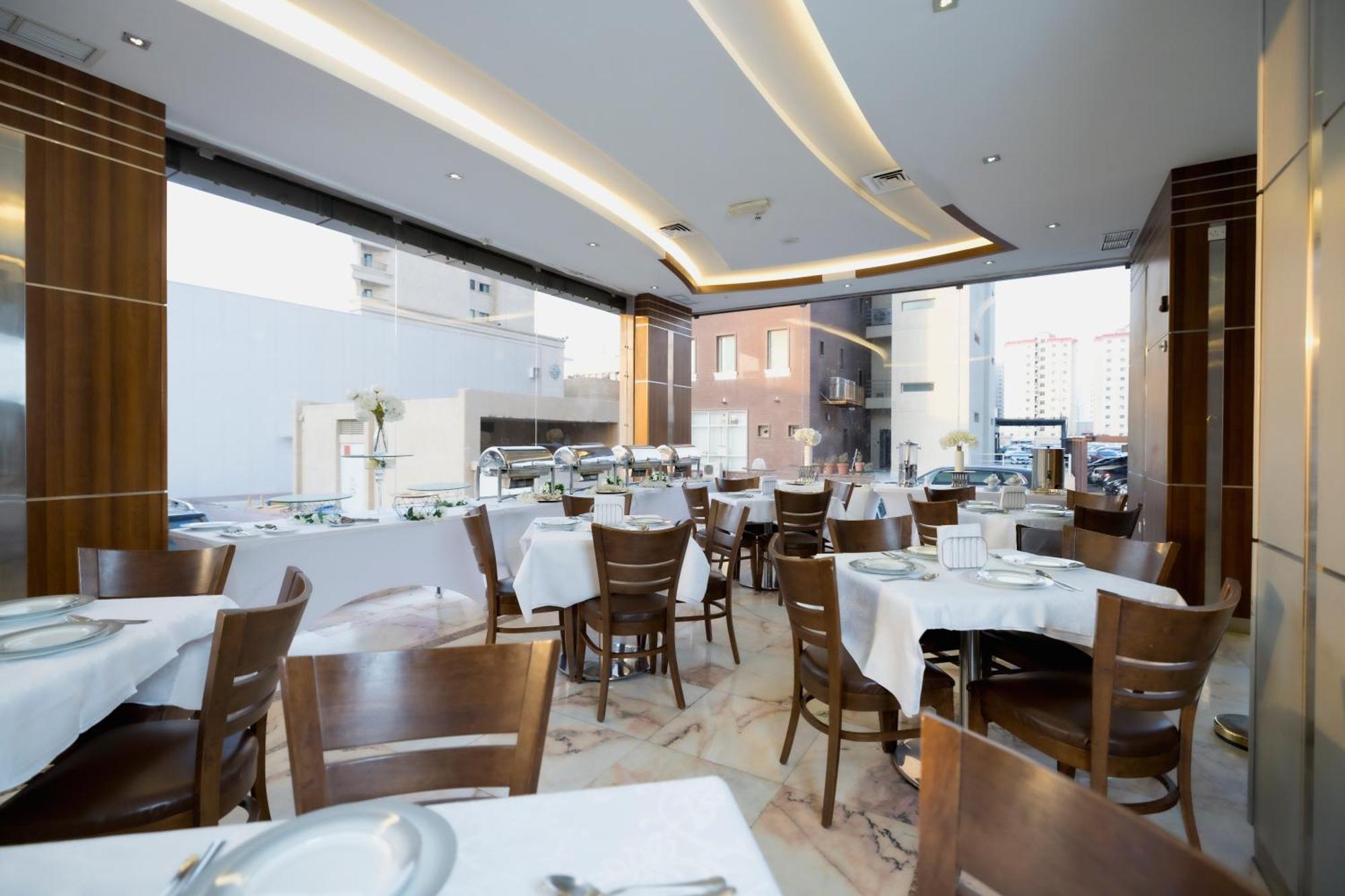 Laguna Hotel Suites Kuwait City Bagian luar foto