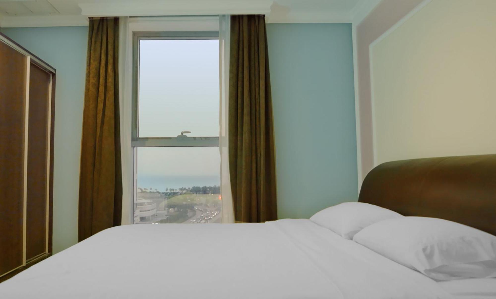 Laguna Hotel Suites Kuwait City Bagian luar foto