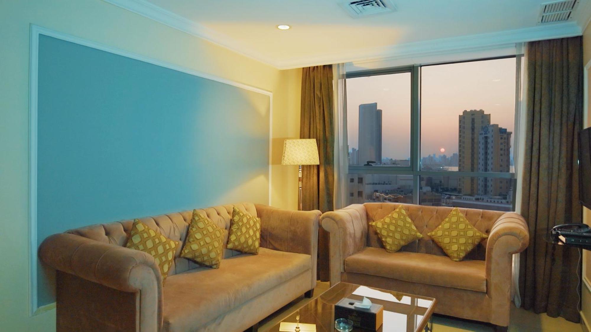 Laguna Hotel Suites Kuwait City Bagian luar foto